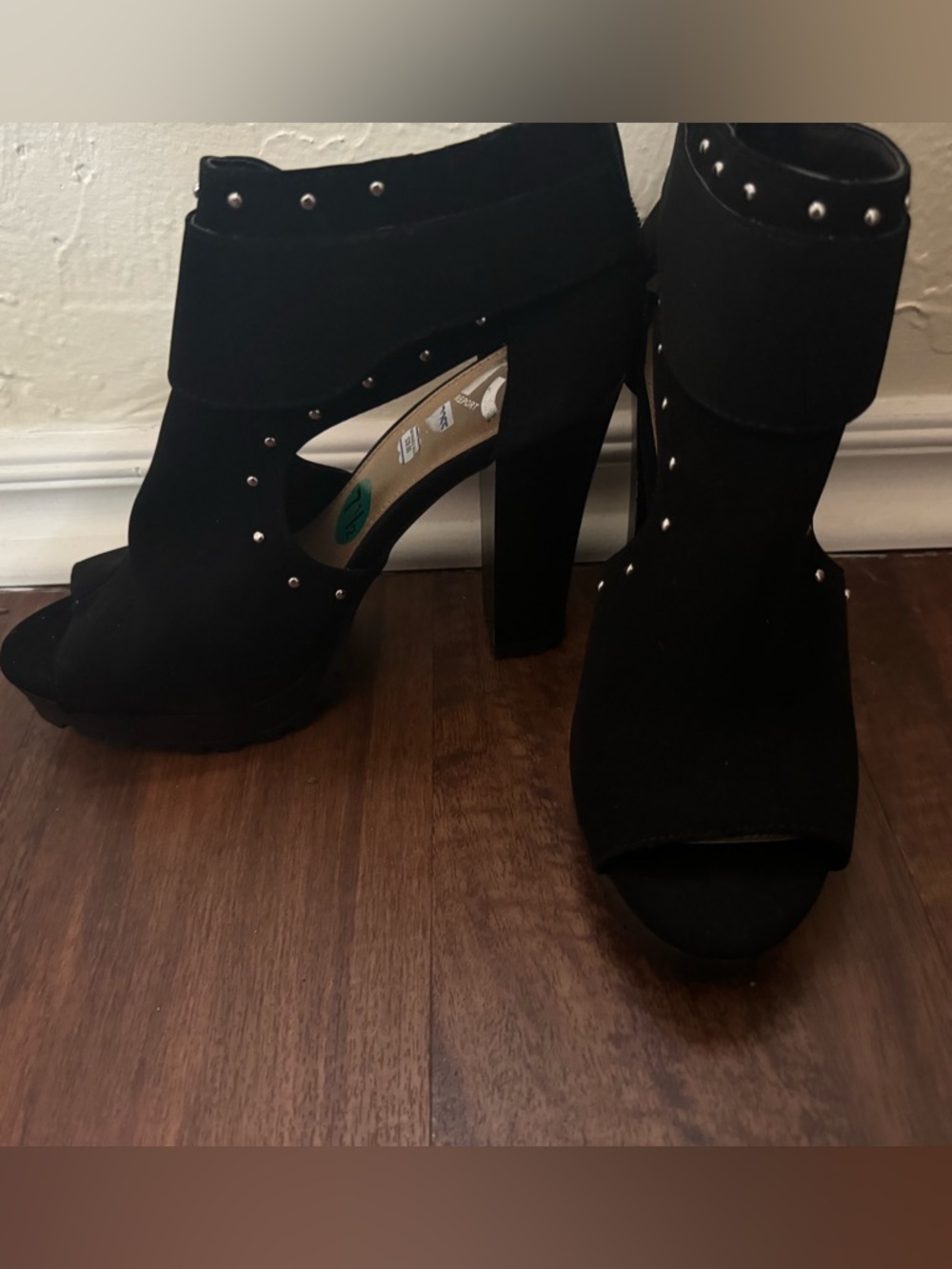 Skechers Black Open-Toe High Block Heel Sandals with Stud Accents
